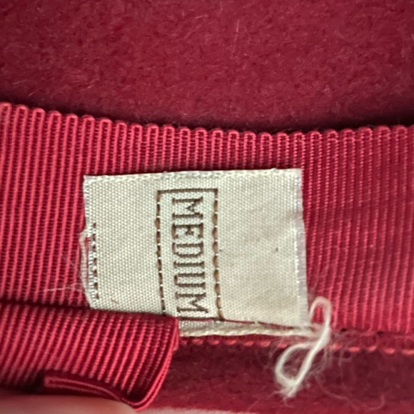 Vintage Red Velour Hat with band Size Medium - Picture 6 of 6